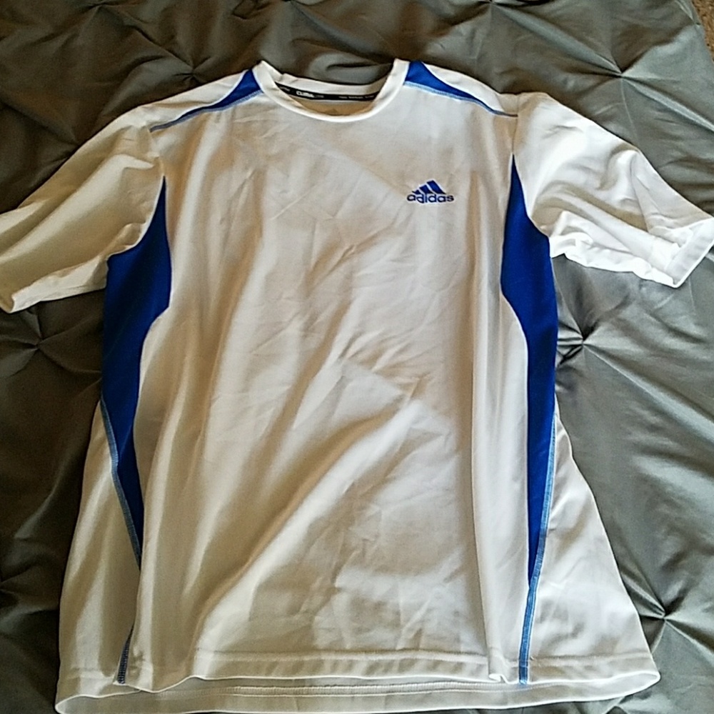 NWOT Men's adidas t-shirt